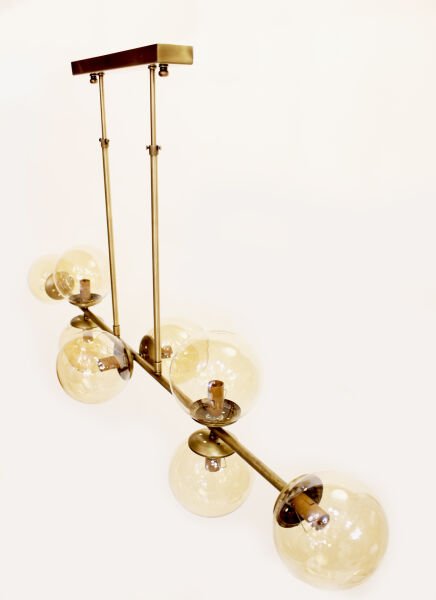 Sıralı Glob Cam Avize – Pirinç Kaplama, 8×E14 | Modern Salon & Yemek Odası Aydınlatma