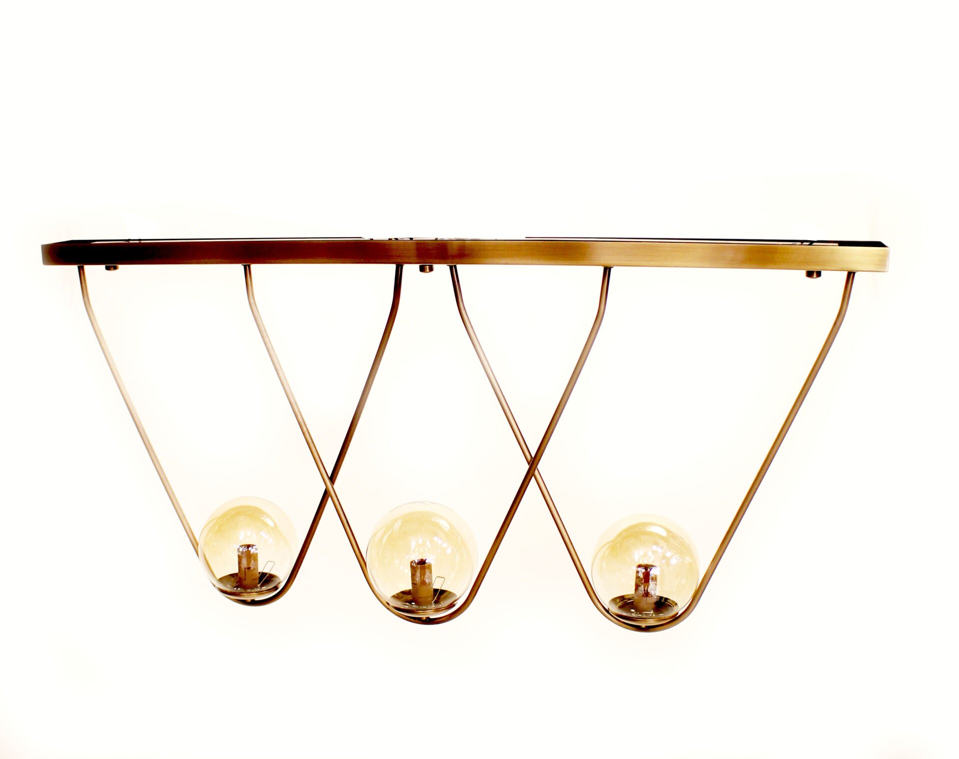 Yay Sarkıt Avize – Pirinç Kaplama, 3×E14 | Modern Salon & Oturma Odası Aydınlatma