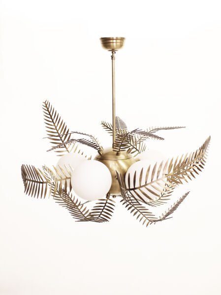 Glob Camlı Yapraklı Avize – Pirinç Kaplama, 5×E14 | Modern Salon & Oturma Odası Aydınlatma