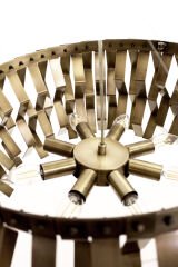 Merdiven Basamağı Sarkıt Avize – Pirinç Kaplama, 6×E14 | Modern Merdiven & Salon Aydınlatma