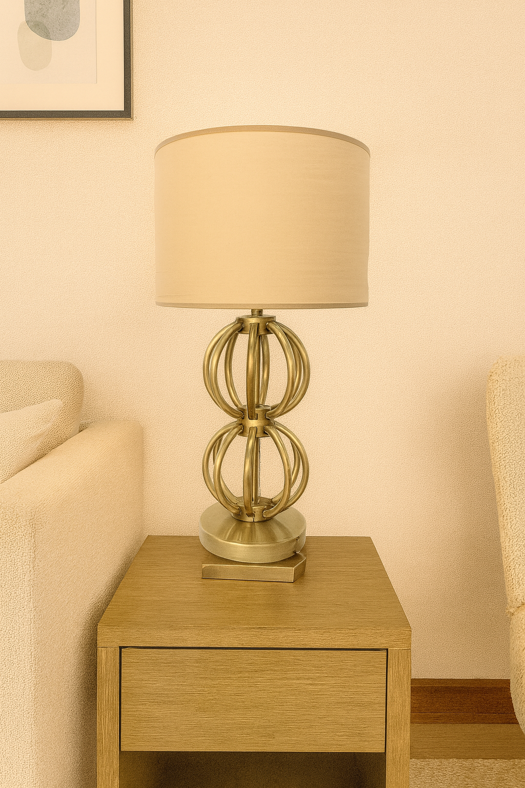 Halka Masa Lambası – Demir & Pirinç Kaplama, 3×E14 Aydınlatma | Modern Dekoratif Lamba