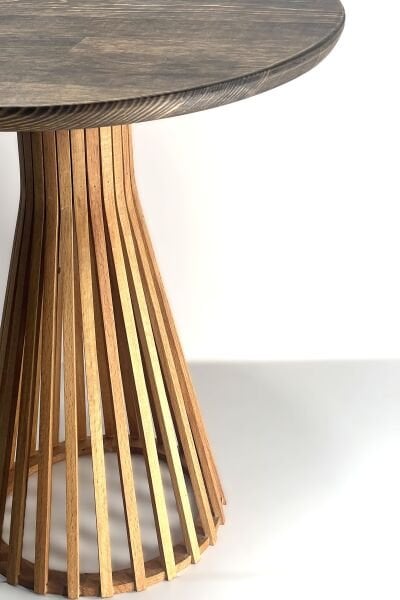 Yuvarlak Ahşap Yan Sehpa 44 cm – Modern Dikey Çıtalı Dekoratif Sehpa 45 cm