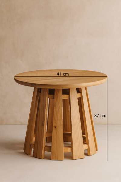 41 cm çapında yuvarlak üst tablalı, 37 cm yüksekliğinde, çok ayaklı masif ahşap yan sehpa