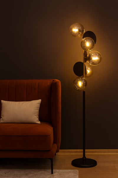 Pullu Modern Lambader – Siyah ve Gold Detaylı Pırıltılı Tasarım Köşe Aydınlatması