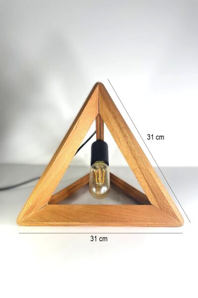 Üçgen Ahşap Masa Lambası 31 cm – Modern Minimal Dekoratif E27 Abajur