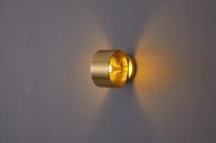 Besa 85020-1W Pirinç Renkli Modern Duvar Apliği – Beyaz Opal Küre Camlı Tasarım Aydınlatma