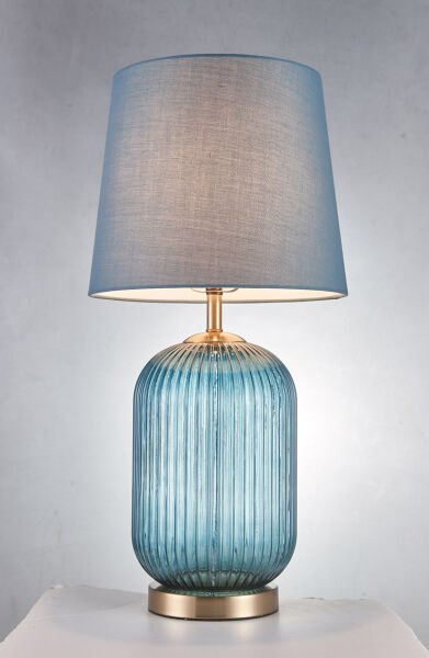 Dikey Yivli Cam Gövdeli Metal Detaylı Kumaş Şapkalı Masa Lambası | Modern Dekoratif Abajur