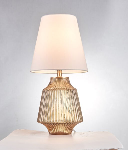 Dekoratif Cam Gövdeli Abajur