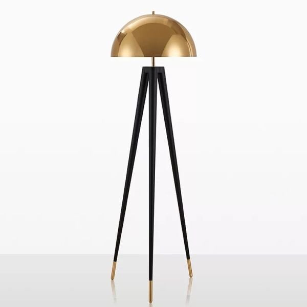 Üç Ayaklı Pirinç Başlıklı Lambader