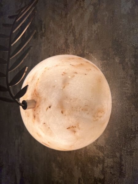 Besa Yapraklı Mermer Aplik | Antre ve Salonlar İçin Doğadan İlham Alan Dekoratif Duvar Lambası