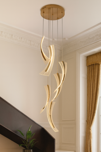 6'lı Sarkıt Avize – Yüksek Işık Verimi ve Geniş Kapsama Alanı Sunan Görkemli Merkezi Aydınlatma