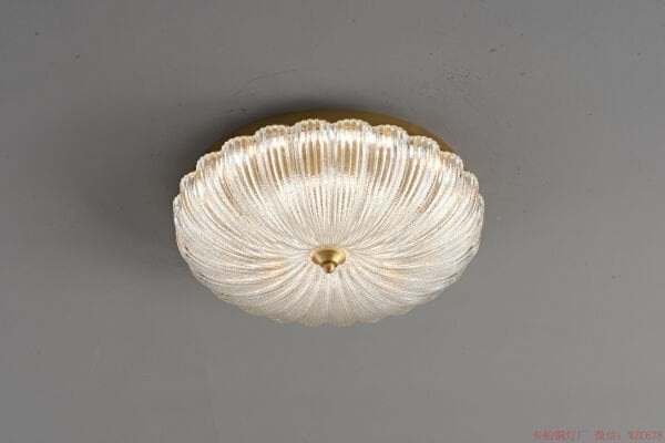 30 cm Çapında Kompakt Plafonyer Avize – Küçük Alanlar, Koridor ve Banyo İçin İdeal Tavan Aydınlatması