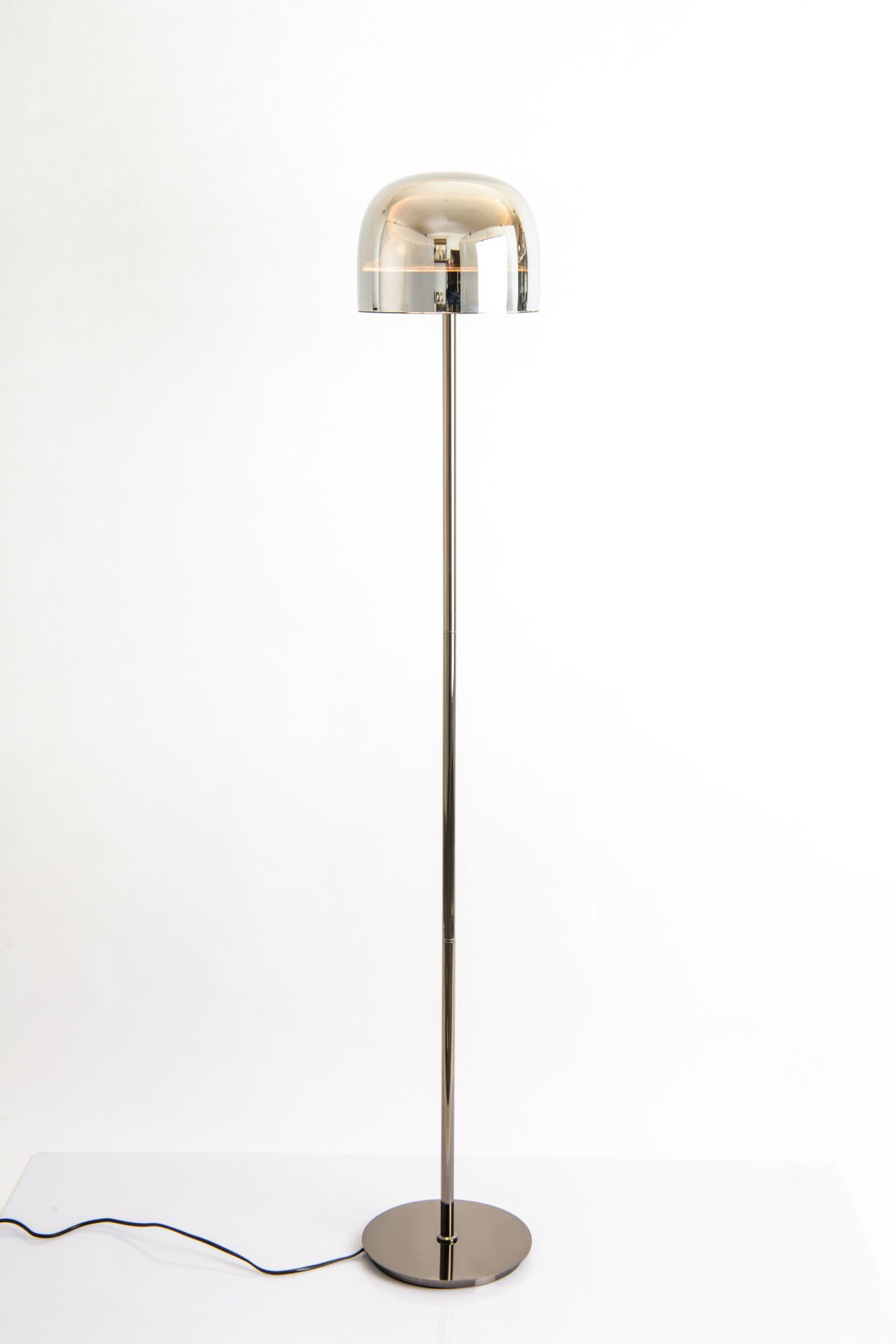 BT21106 Modern Art Deco Gold Masa Lambası - Siyah Kumaş Başlıklı 4’lü Cam Sütunlu Abajur