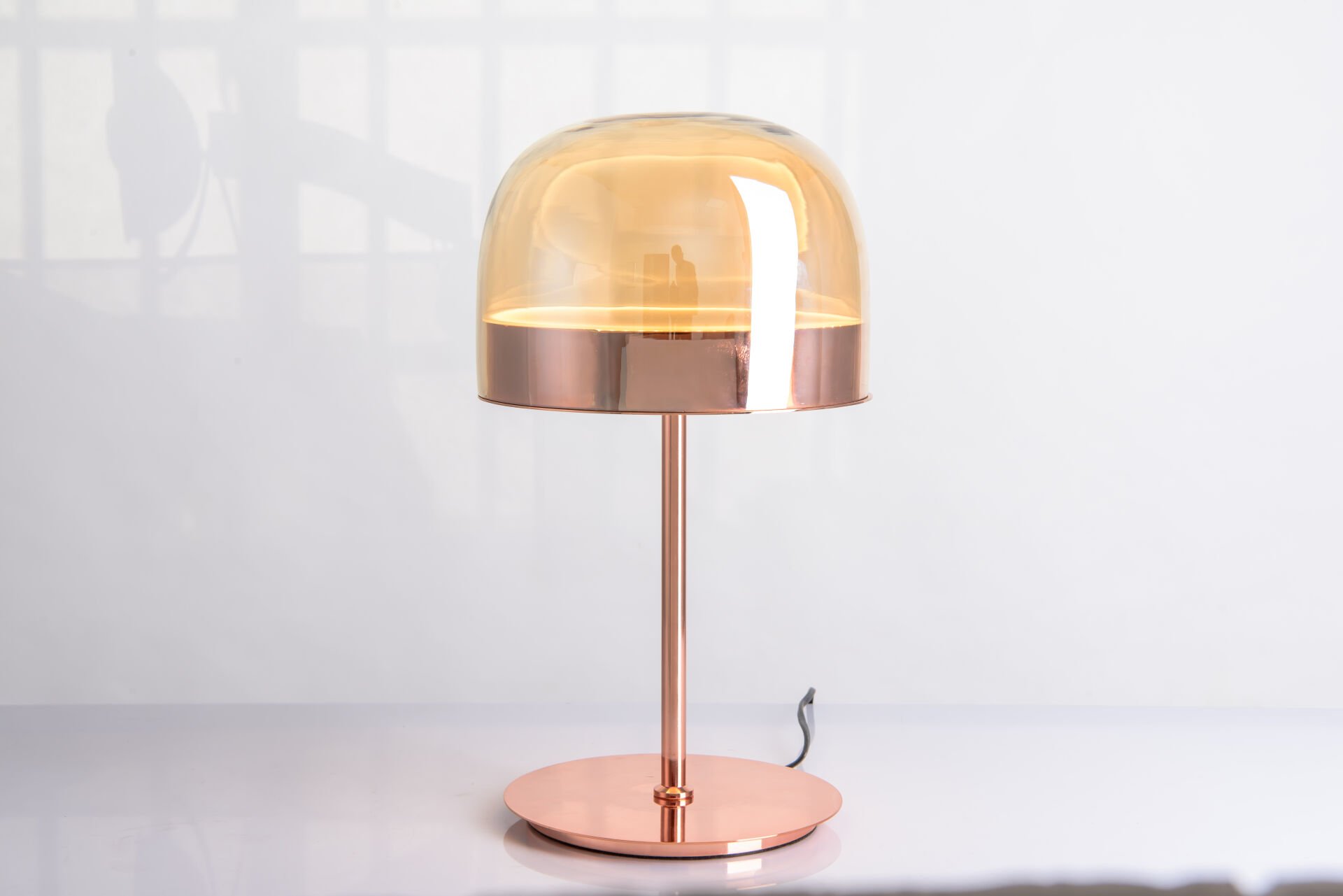 Rose Gold & Amber Camlı Masa Lambası