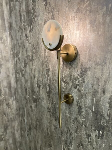 Mermer Görünümlü Aplik Duvar Lambası – Lüks ve Zamansız Tasarım Dekoratif Accent Aydınlatma