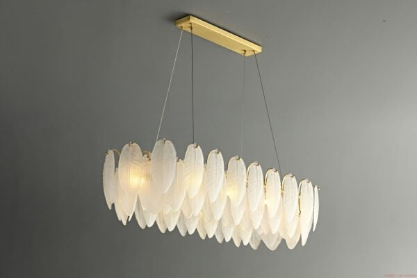 Elips Tüy Sarkıt Avize – Oval Tasarım Lüks Yemek Masası ve Mutfak Adası Aydınlatması