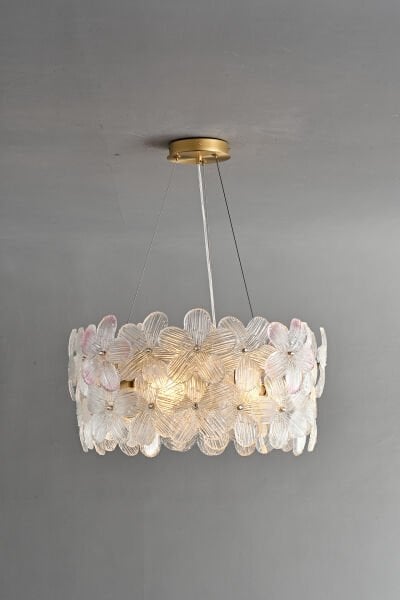 Çiçek Formlu Cam Avize – Altın Gövdeli Modern Sarkıt Aydınlatma