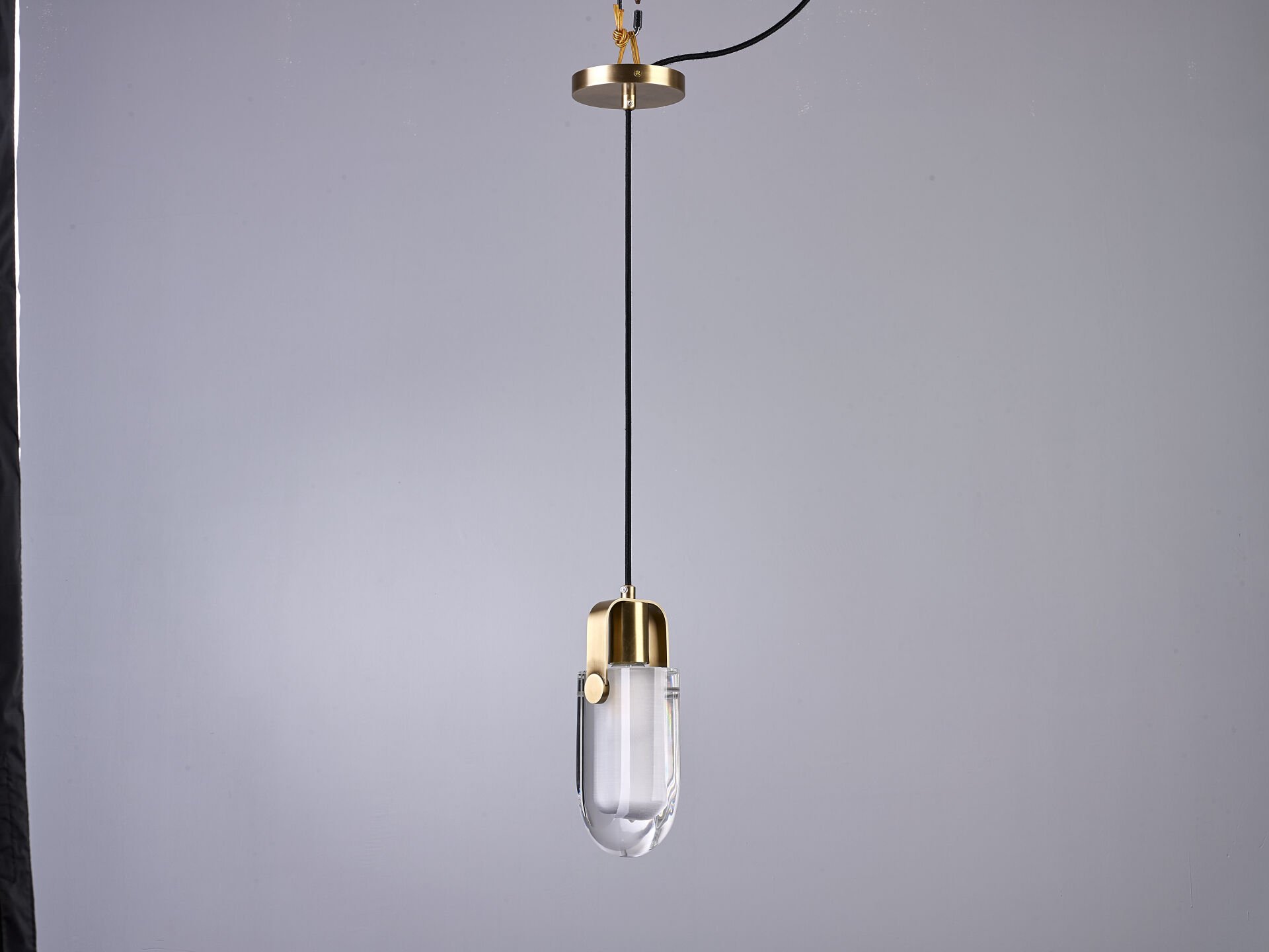 Gold Cam Kapsül Sarkıt Avize | Modern Minimal Tekli Aydınlatma