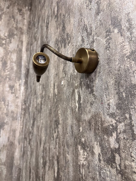 Sprelli Okuma Lambası