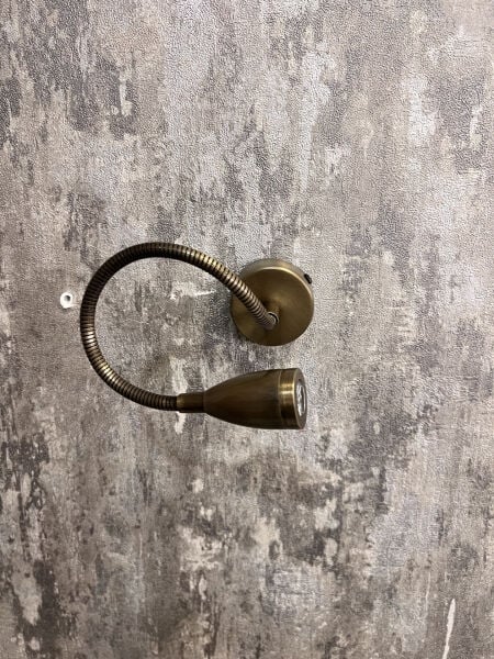 Sprelli Okuma Lambası