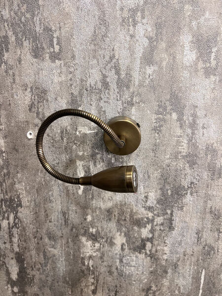 Sprelli Okuma Lambası