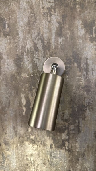 Besa Design Modern Yönlendirilebilir Duvar Apliği – Metal Yatak Başı Okuma Lambası ve Dekoratif Spot Aydınlatma